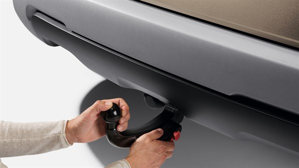 Renault Duster Tool-Free Removable Towbar
