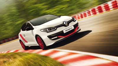 Renault MEGANE III Coupe Renault Sport 275 - Limited Edition Trophy on the track